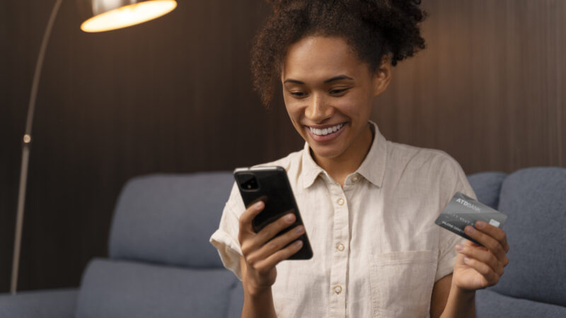 7 Ideias de Renda Extra Online Para Começar Ainda Hoje (Com Pouco ou Nenhum Investimento)